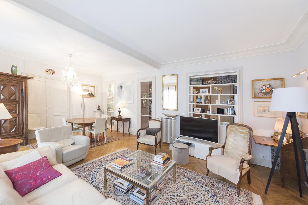 Apartment Veeve - Vintage Elegance In The 16th Paris